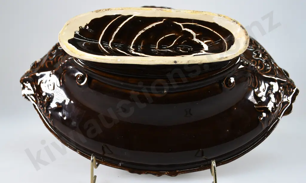 TEMUKA WARE DECO STYLE FOOTED DISH DARK BROWN Image 1++