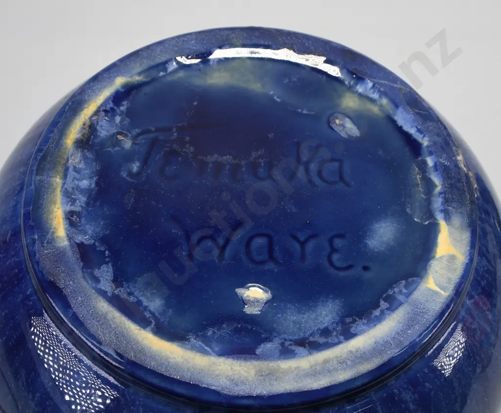 TEMUKA WARE TOBACCO JAR Image 1++