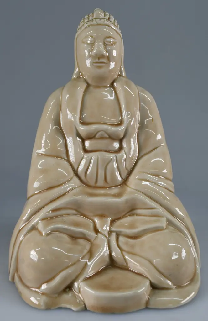 TEMUKA OATMEAL GLAZED BUDDHA FIGURE Image 1++