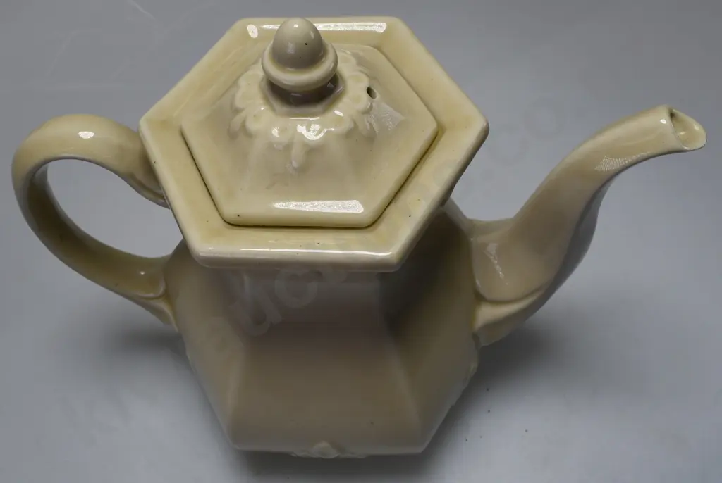 TEMUKA OATMEAL DECO COFFEE POT Image 1++