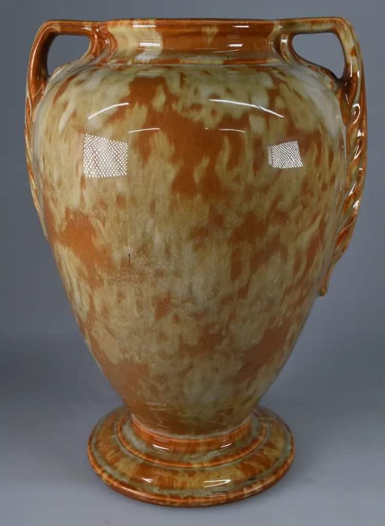TEMUKA GRECIAN STYLE 2 HANDLED VASE Image 1++