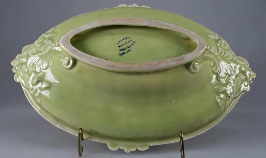 TEMUKA WARE DECO STYLE DISH LIGHT GREEN Image 1++