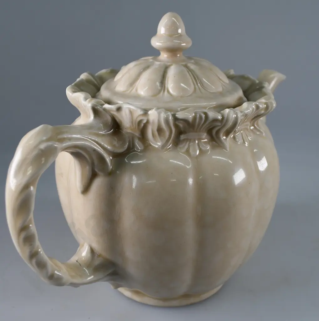 TEMUKA WARE TEAPOT PALE BEIGE Image 1++