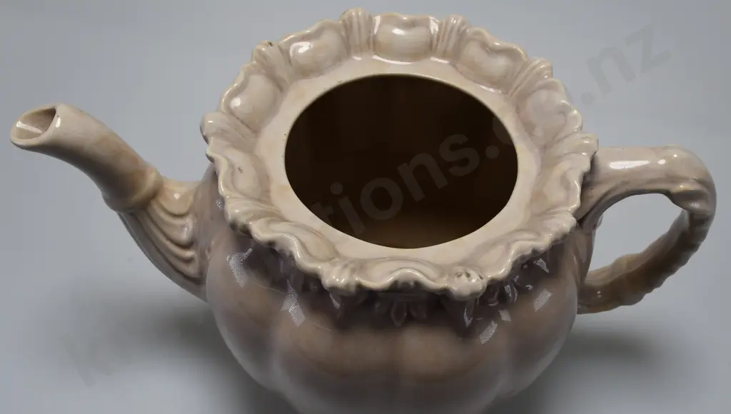 TEMUKA WARE TEAPOT MOTTLED BEIGE Image 1++
