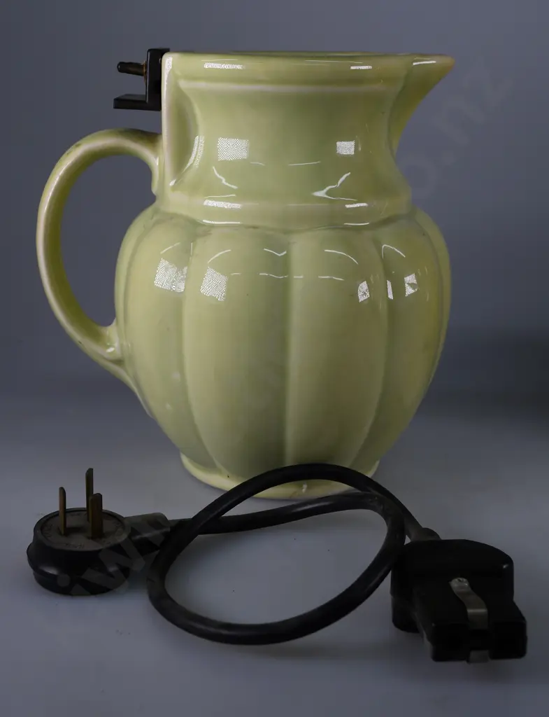 TEMUKA WARE ELECTRIC JUGS Image 1++