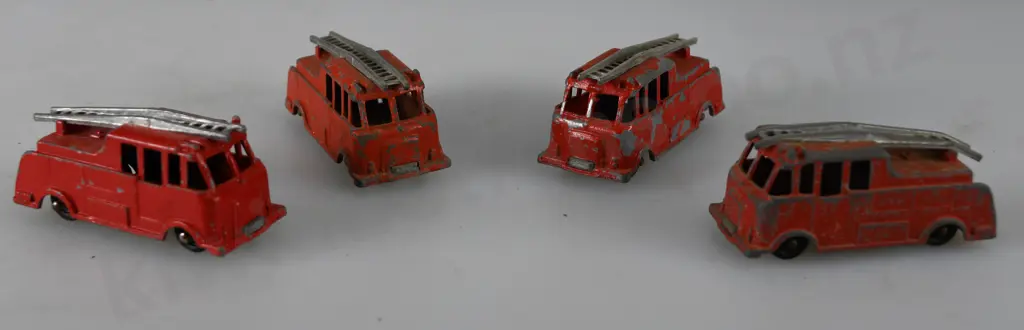 FUN HO MIDGET FIRE ENGINES Image 1++