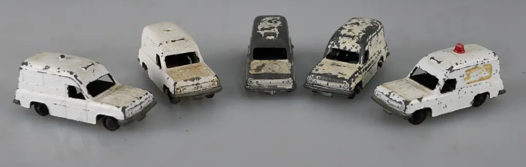 FUN HO MIDGET AMBULANCES Image 1++