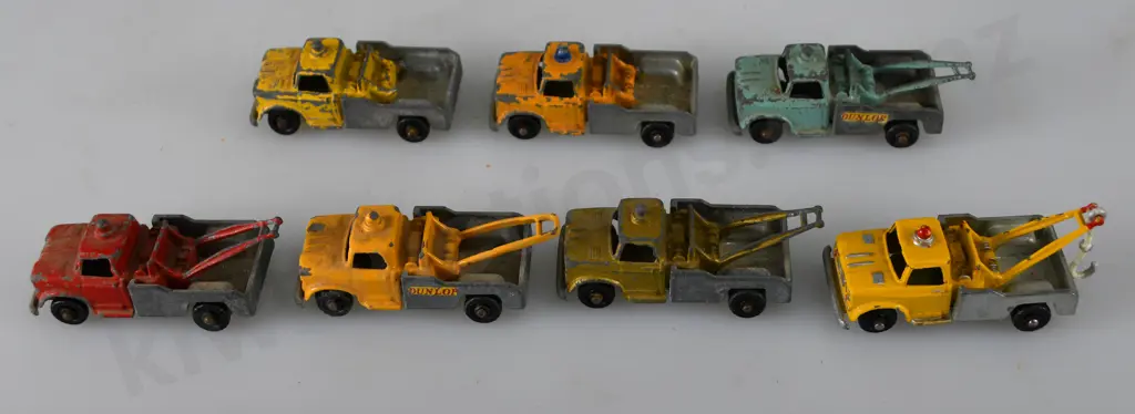 FUN HO MIDGET BREAKDOWN TRUCKS Image 1++
