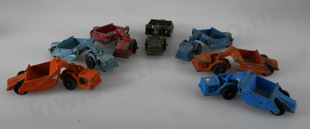 FUN HO MIDGET TRACTOR SCRAPERS Image 1++