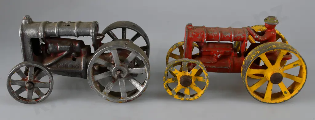 FUN HO FORDSON TRACTORS Image 1++