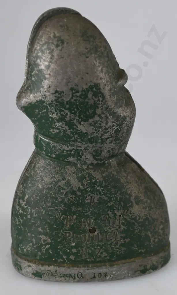 FUN HO POLICEMAN MONEY BOX Image 1++