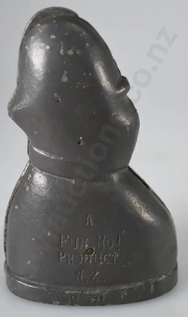 FUN HO POLICEMAN MONEY BOX Image 1++
