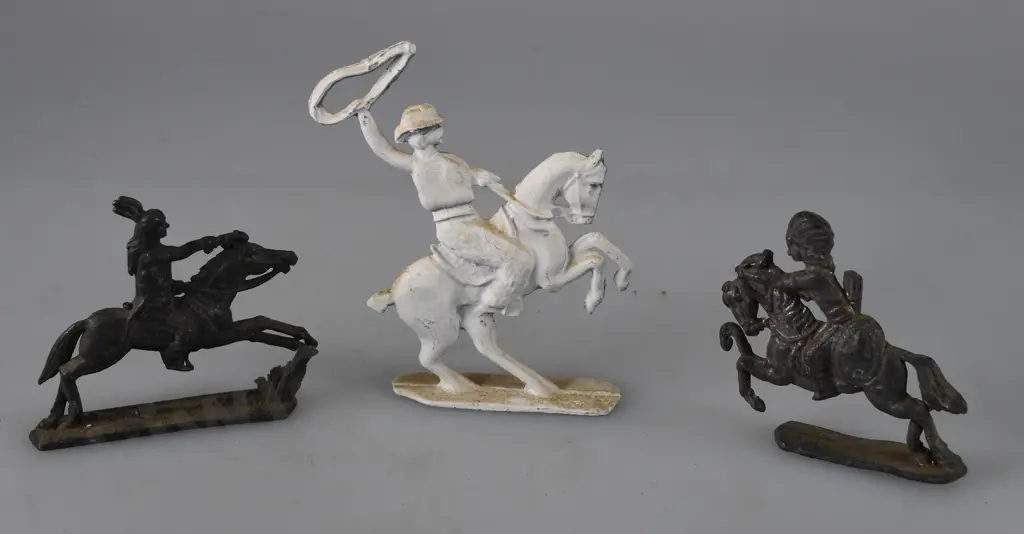 FUN HO LEAD COWBOY & INDIANS Image 1++
