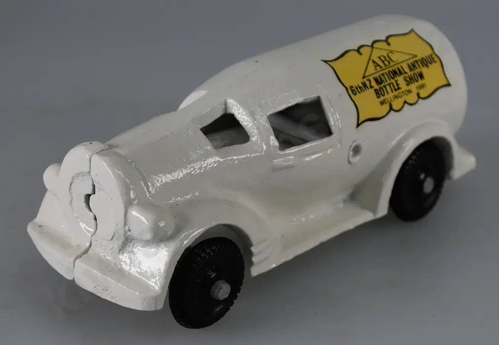 FUN HO MILK WAGON MADE FOR WELLINGTON SHOW 1981 Image 1++