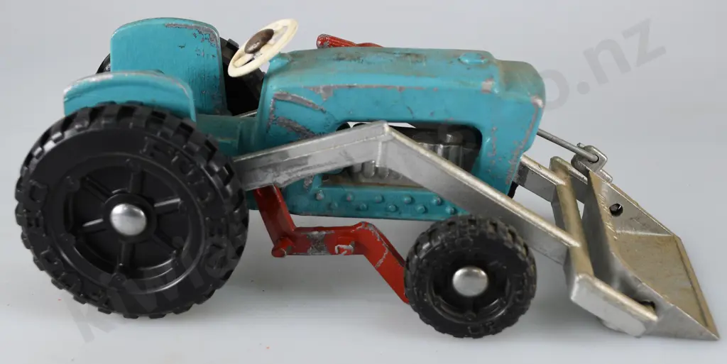FUN HO CAST ALUMINIUM TOYS Image 1++