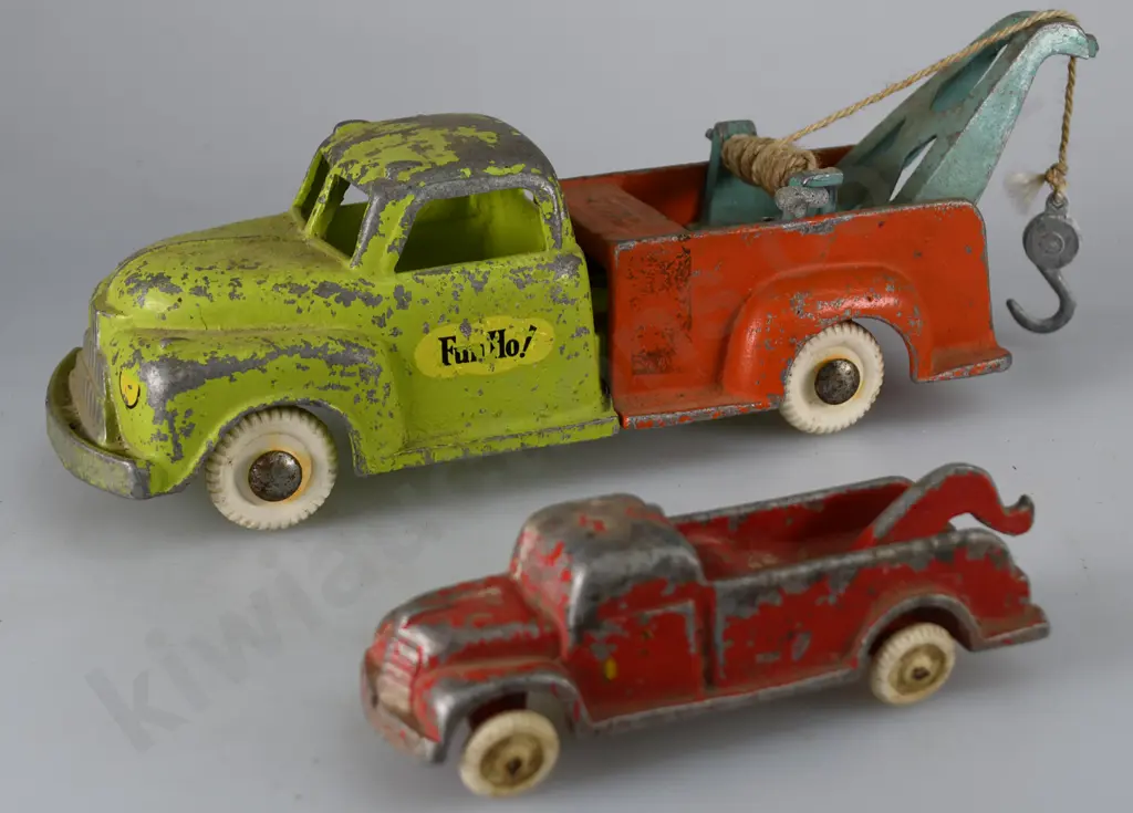 FUN HO BREAKDOWN TRUCKS Image 1++