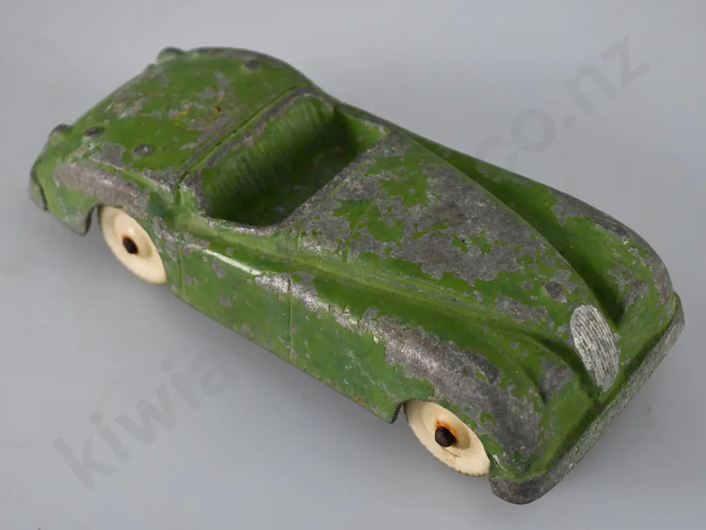 FUN HO AUSTIN HEALEY SALOON SPORTS CAR Image 1++