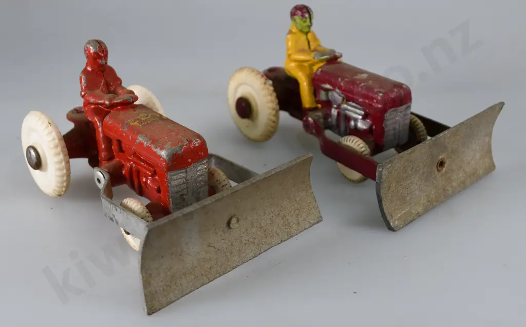 FUN HO FERGUSON BULLDOZERS Image 1++