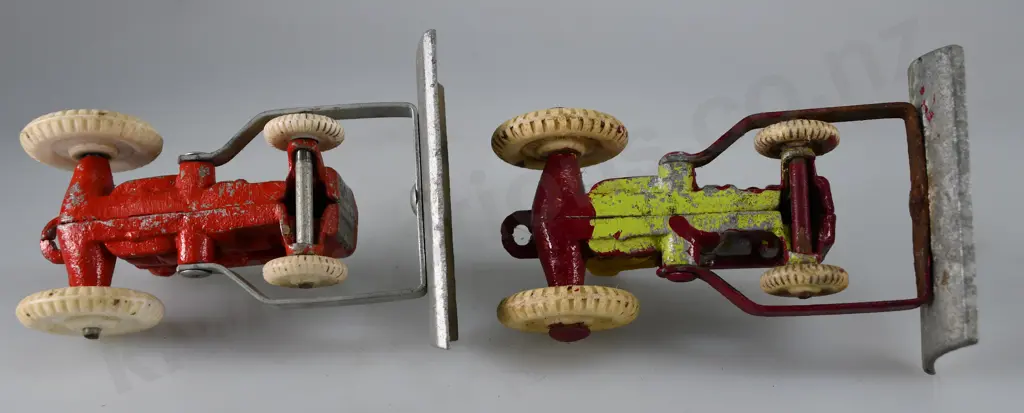 FUN HO FERGUSON BULLDOZERS Image 1++