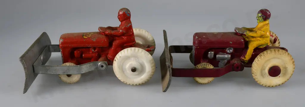 FUN HO FERGUSON BULLDOZERS Image 1++