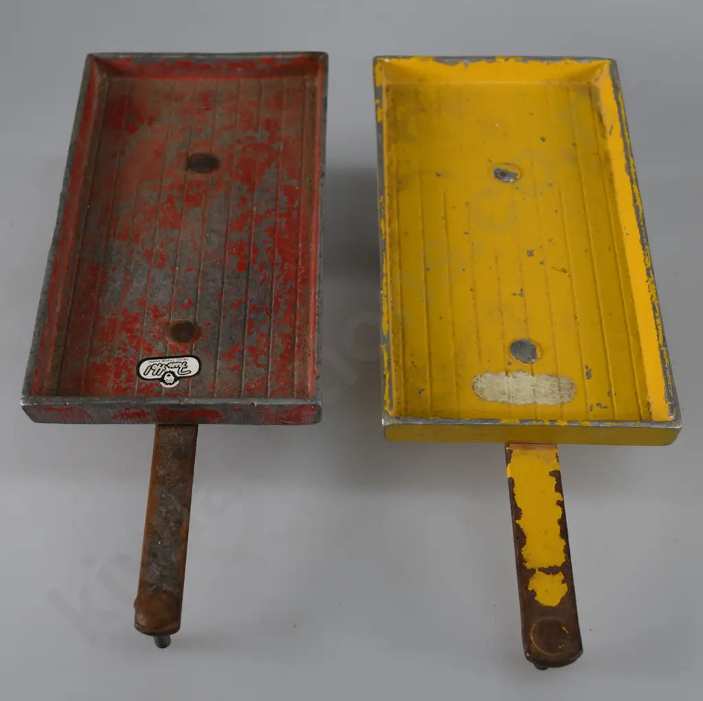 FUN HO FARM IMPLEMENTS TWO WHEELED TRAILERS Image 1++