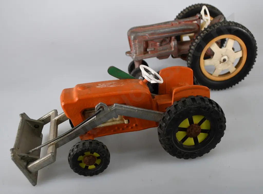 FUN HO TRACTORS Image 1++