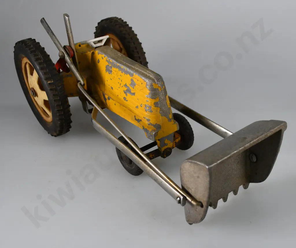 FUN HO LARGE FRONT END LOADER Image 1++