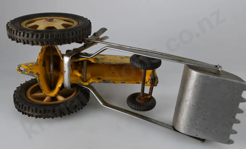 FUN HO LARGE FRONT END LOADER Image 1++