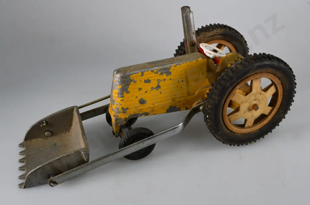 FUN HO LARGE FRONT END LOADER Image 1++