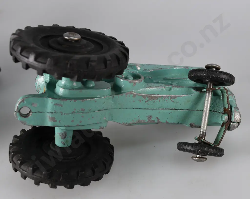 FUN HO TRACTORS Image 1++