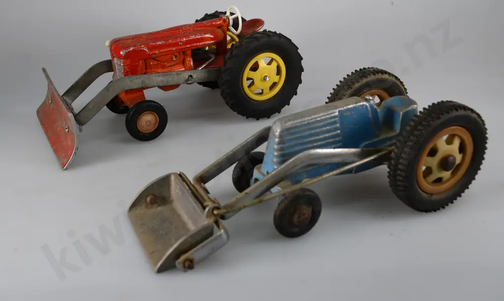 FUN HO TRACTORS Image 1++