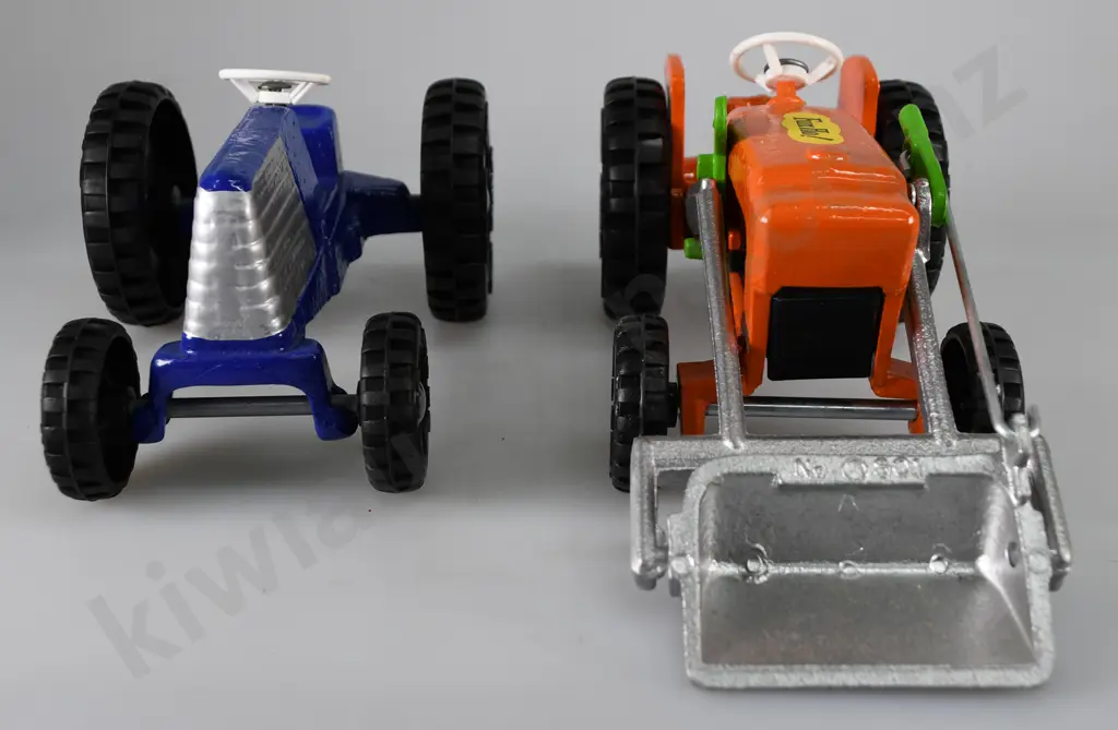 FUN HO TRACTORS Image 1++