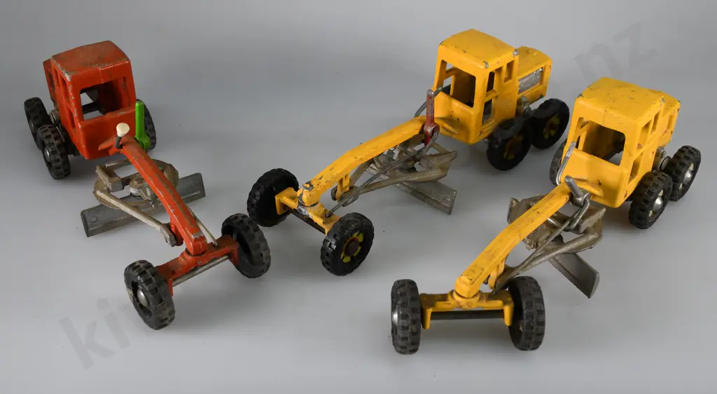 FUN HO ROAD GRADERS Image 1++