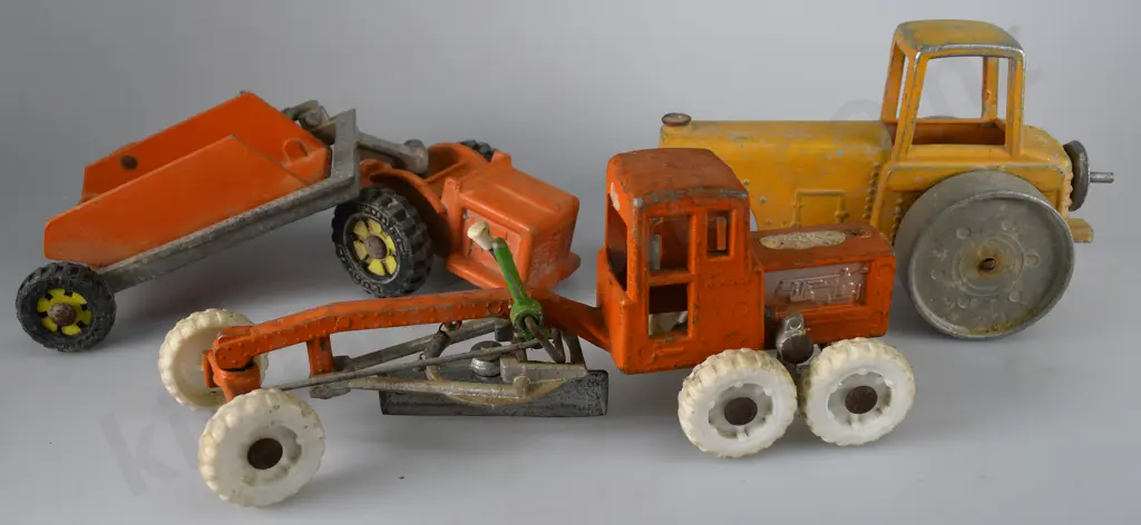 FUN HO ROAD ROLLER, SCRAPER & GRADER Image 1++
