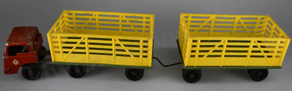 FUN HO FORD ARCTICULATED CATTLE TRUCK & TRAILER Image 1++
