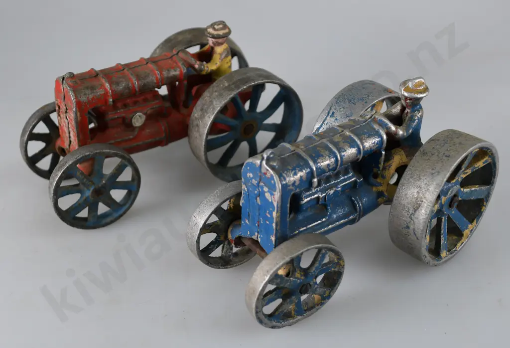 FUN HO FORDSON CAST WHEEL TRACTORS Image 1++