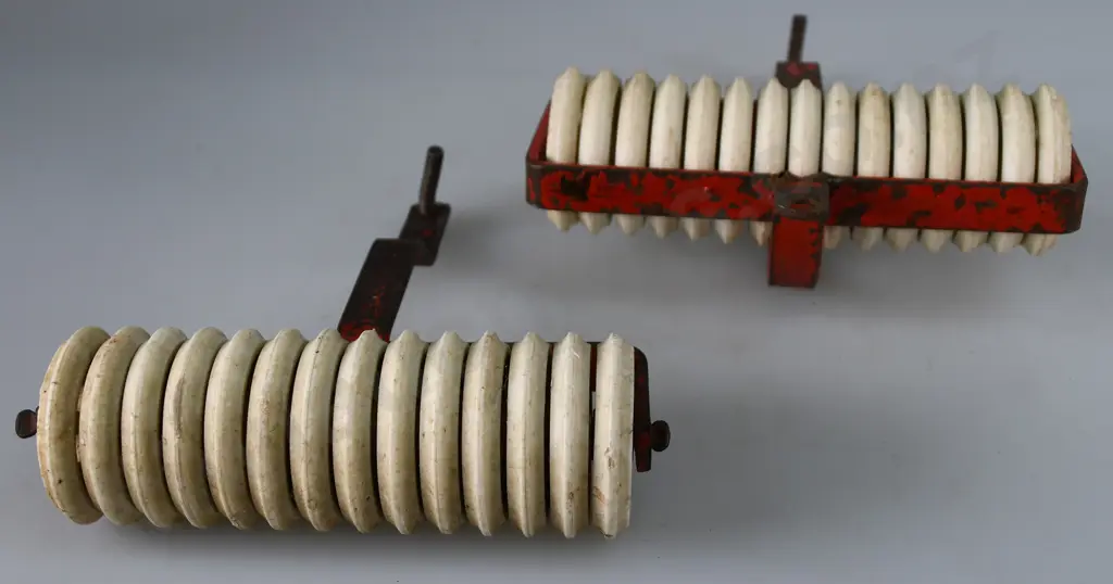 FUN HO FARM IMPLEMENTS FIELD ROLLERS Image 1++