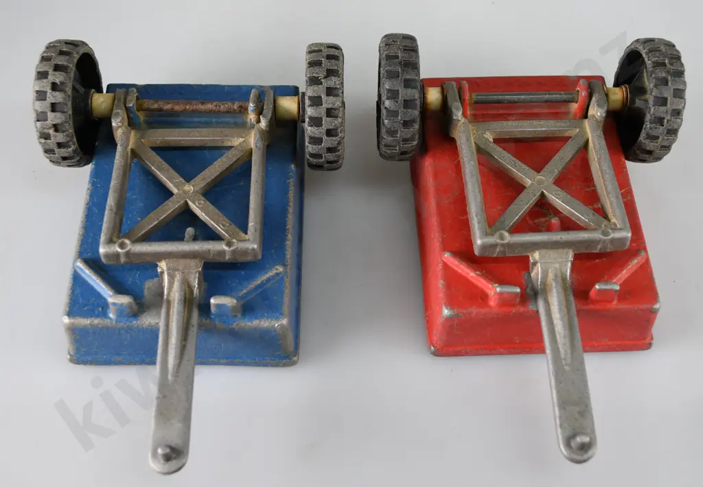 FUN HO SANDPIT TOY 2 WHEELED TRAILERS Image 1++