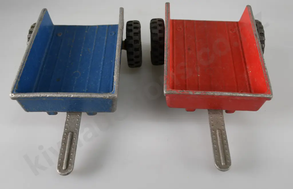 FUN HO SANDPIT TOY 2 WHEELED TRAILERS Image 1++