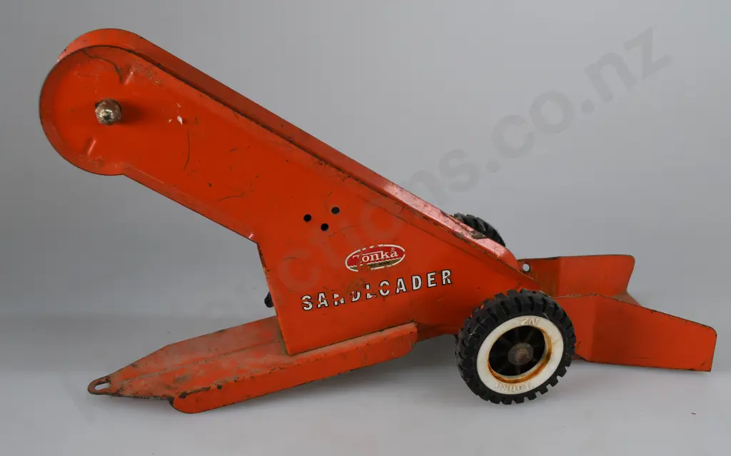 TONKA SAND LOADER Image 1++