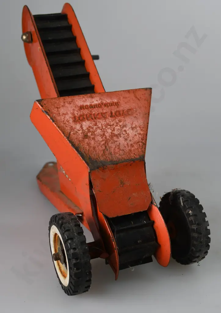 TONKA SAND LOADER Image 1++