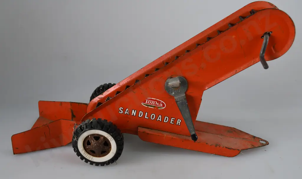 TONKA SAND LOADER Image 1++