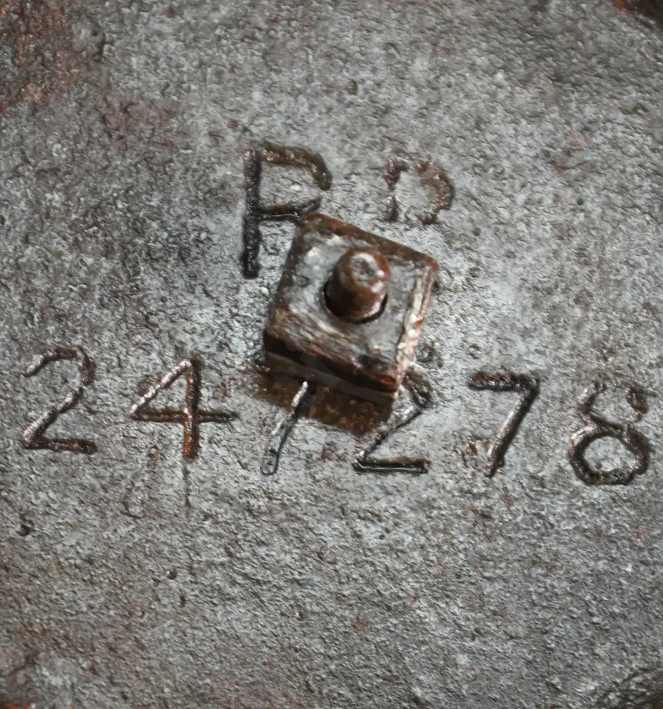 CAST IRON MONEY BOXES Image 1++