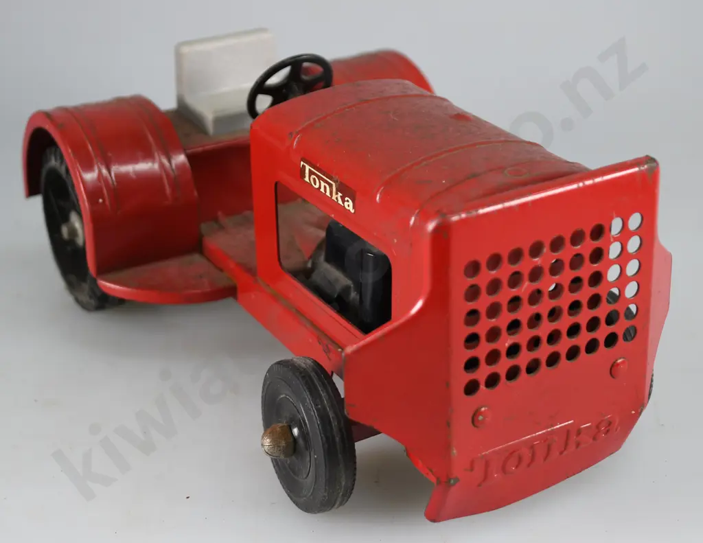 TONKA TOY TRACTOR Image 1++