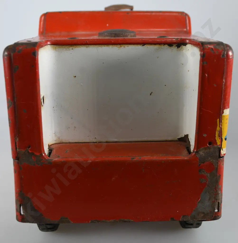 TRI-ANG AIRPORT CRASH TENDER TIN TRUCK Image 1++