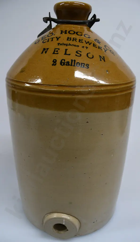 HOGG NELSON STONE JAR Image 1++