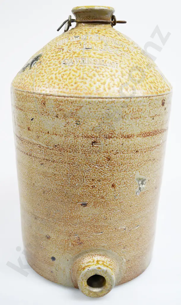 BRIGGS CAVERSHAM STONE JAR Image 1++