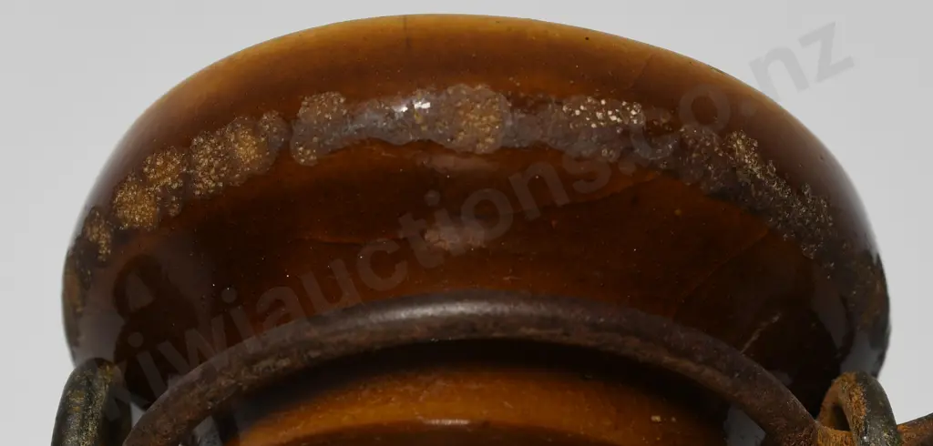 PONSONBY CLUB HOTEL STONE JAR Image 1++