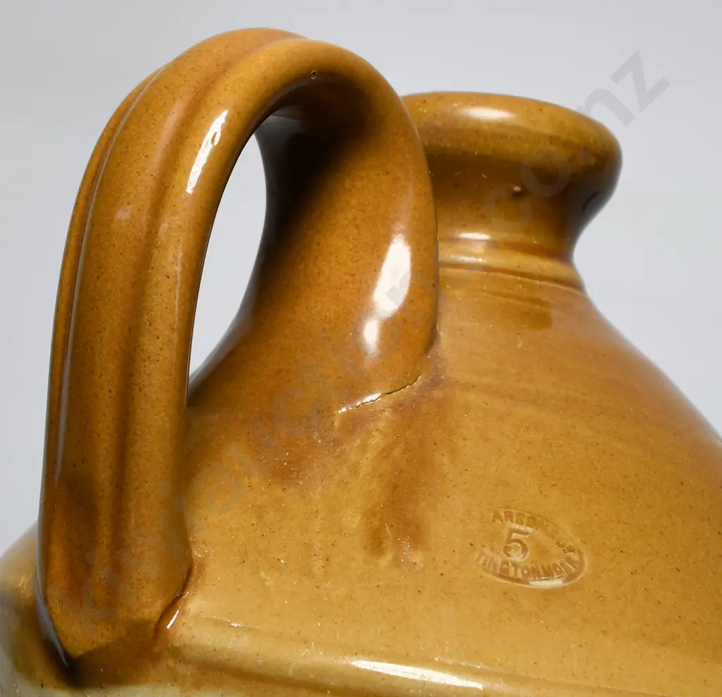 KEMP GORE STONE JAR Image 1++