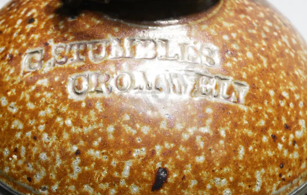 STUMBLES CROMWELL HALF GAL JAR Image 1++